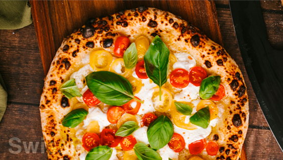 أسرار الحصول على عجينة بيتزا مثالية في المنزل… حين تتحول التفاصيل الصغيرة إلى طعم لا يُنسى